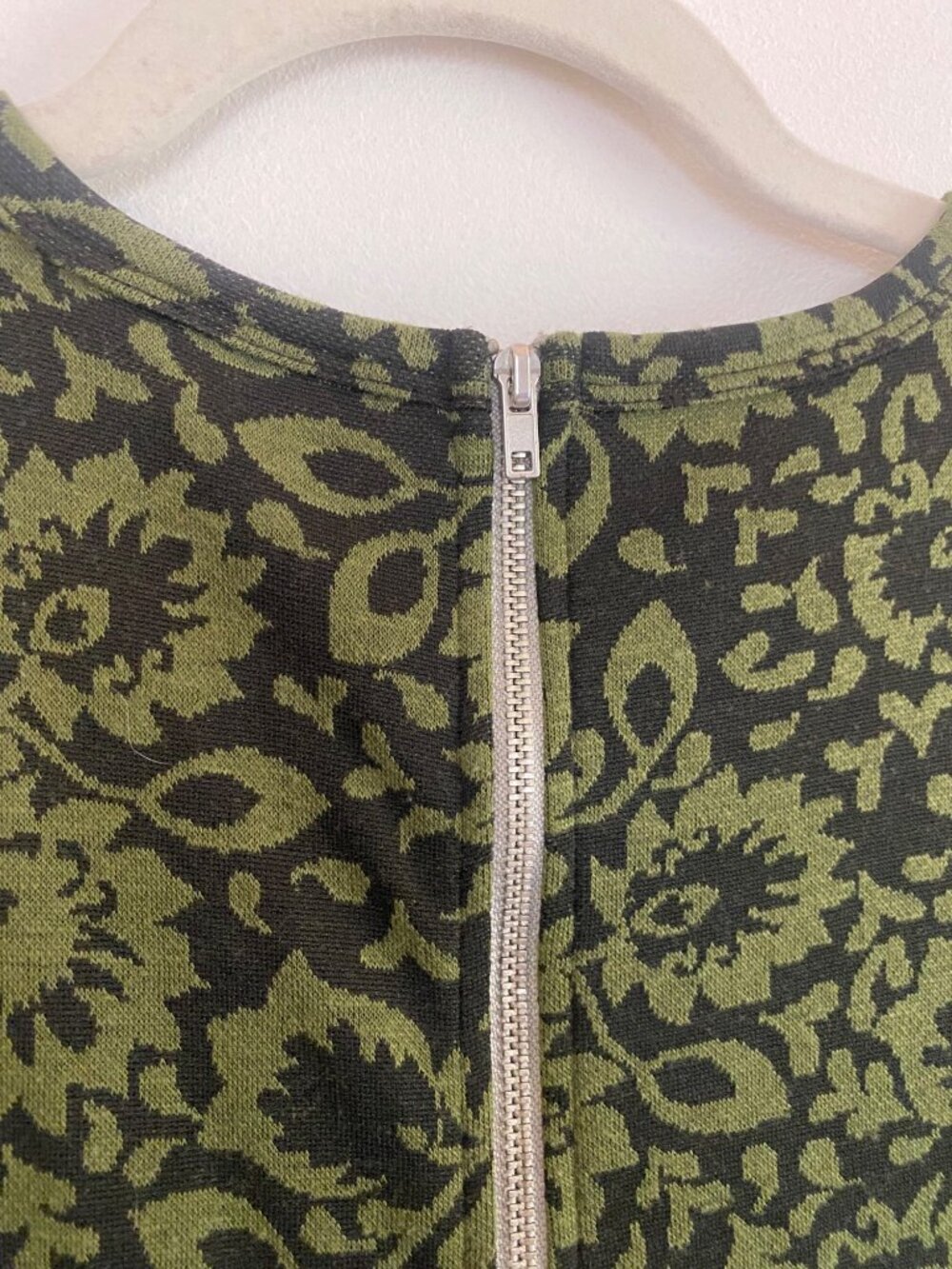 LuLaRoe Green & Black Floral Fit & Flare Dress With Pockets & Back Zipper XS - Picture 6 of 8